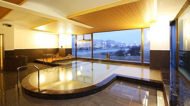 展望露天風呂「山の湯」